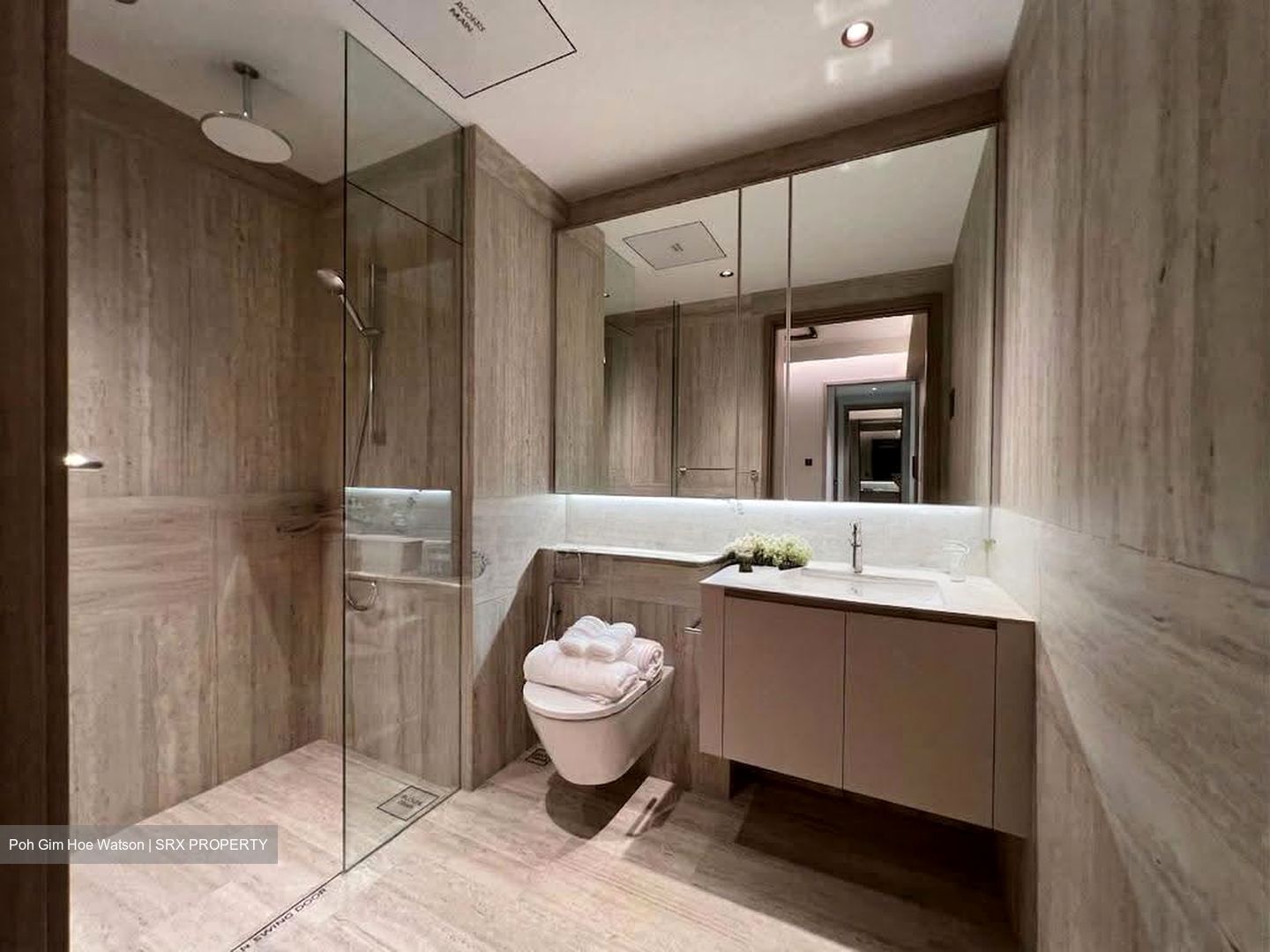 River Modern (D9), Apartment #633780401